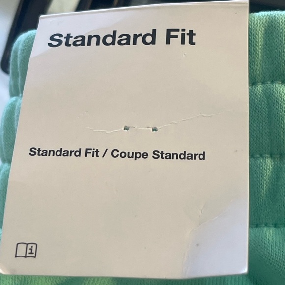 Nike NWT Standard Fit Girls Mint Shorts Size Medium - Picture 4 of 8